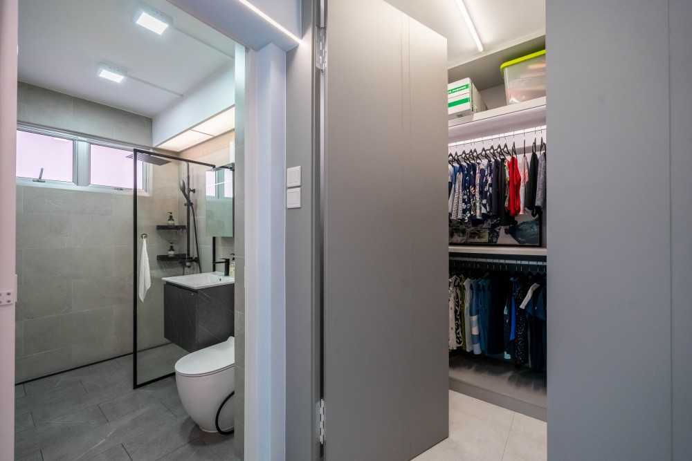 Modern Bedroom with Homogeneous Tiles and Herringbone Tiling