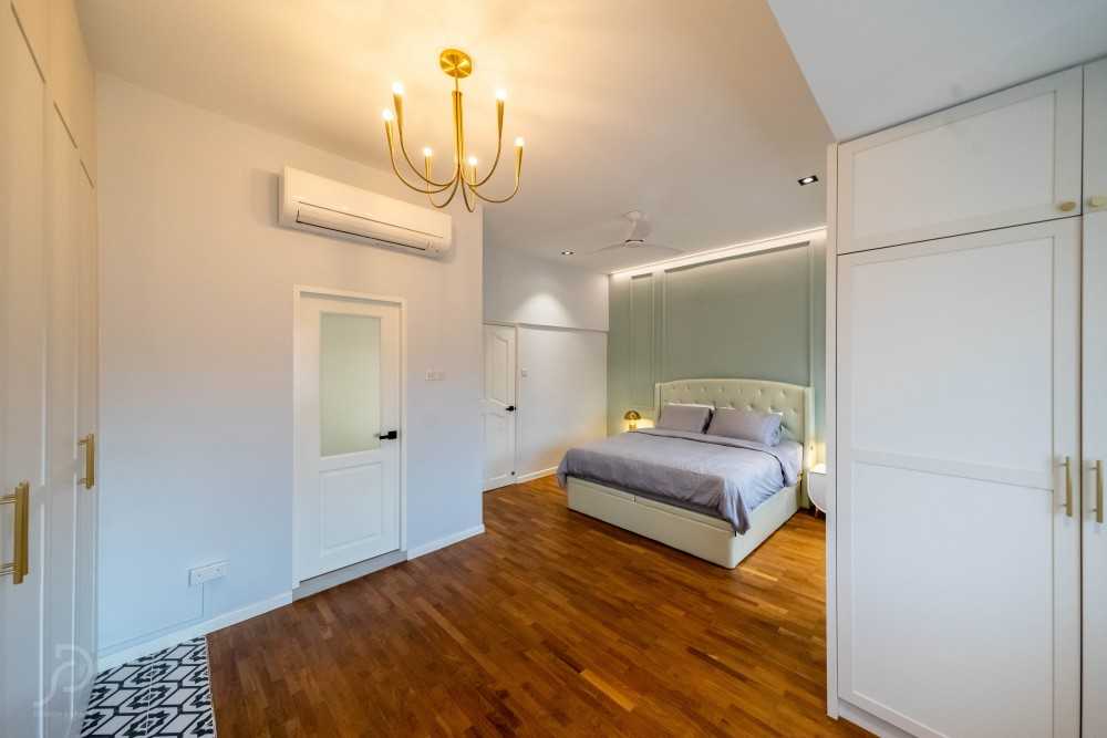 Modern Bedroom with Platform Bed and Vinyl Flooring