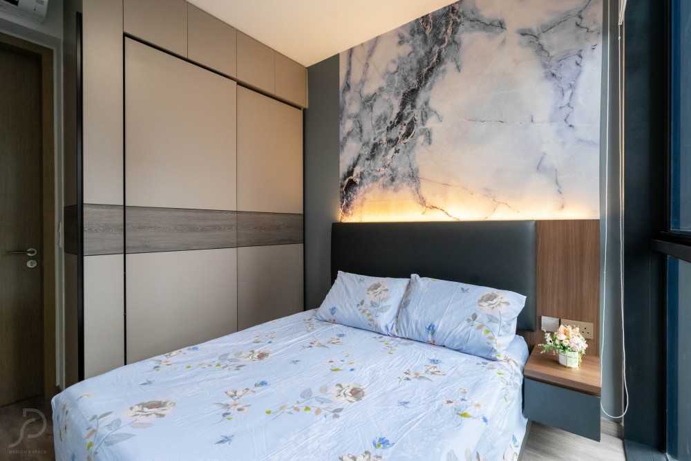 Modern Bedroom with Ceiling Light and Wardrobe