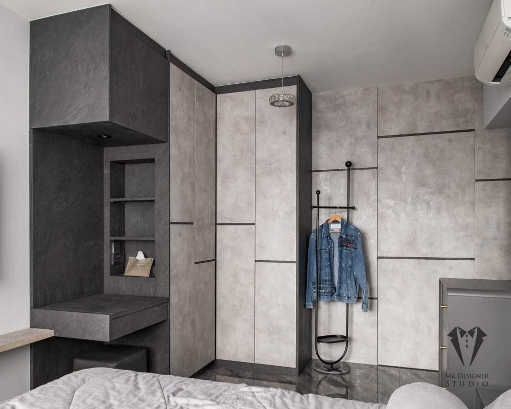 Contemporary Bedroom with Homogeneous Tiles and Marble Floor