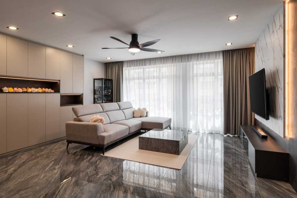 Contemporary Living Room with Homogeneous Tiles and Feature Wall