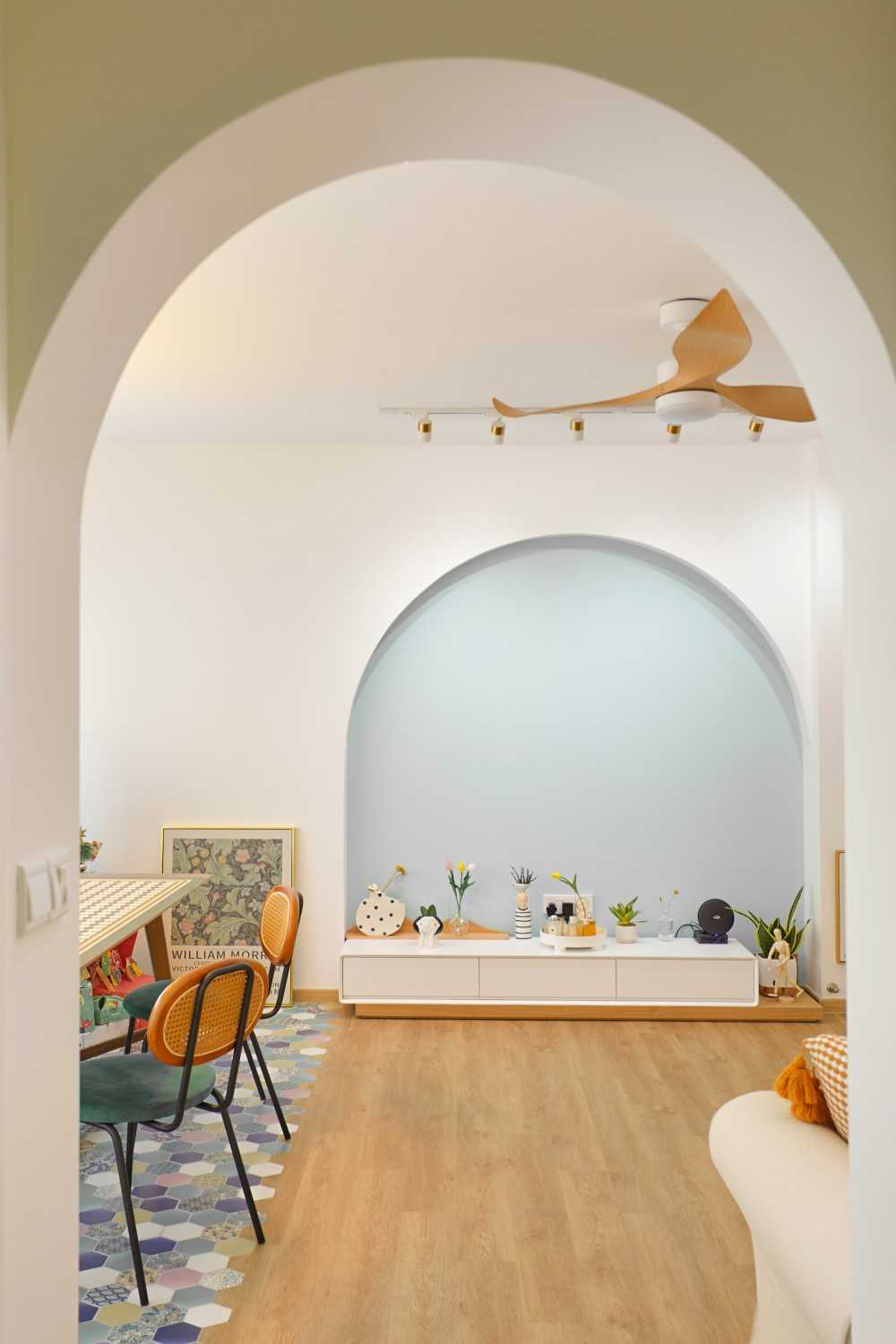 Eclectic Living Room with Vinyl Flooring and TV Console
