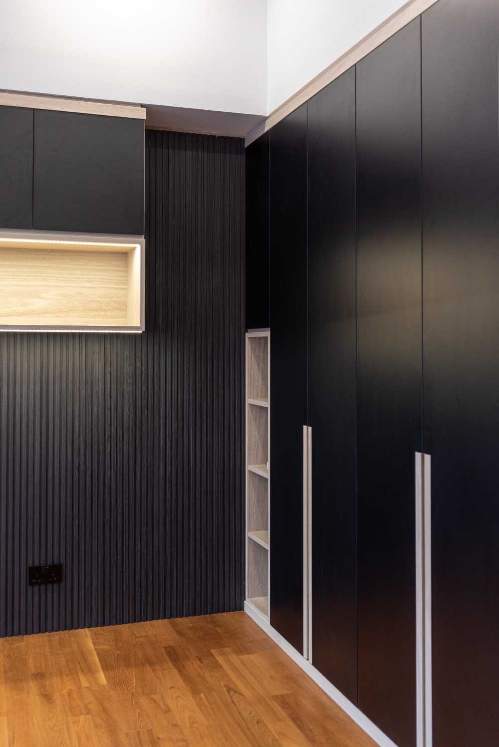 Contemporary Walk-in Wardrobe with Wood Flooring and Wardrobe