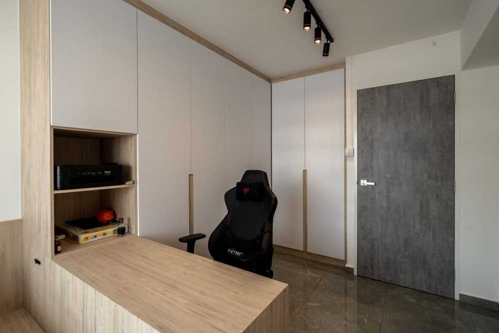 Modern Study with Desk and Computer