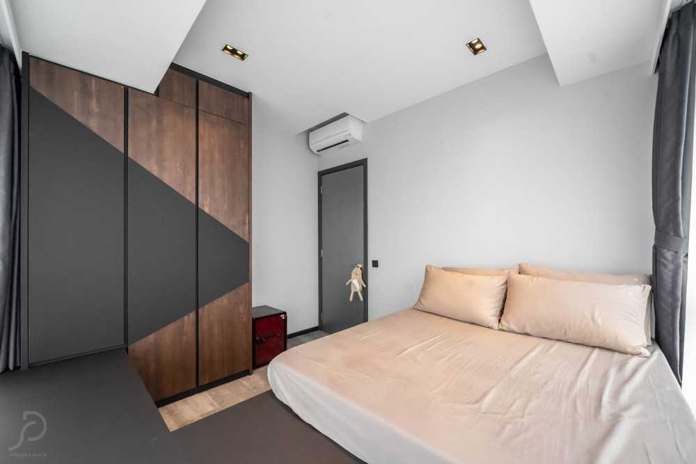 Modern Bedroom with Ceiling Light and Wardrobe