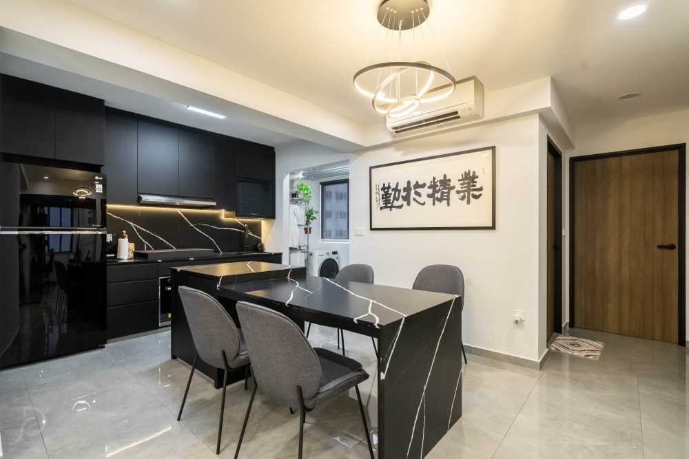 Contemporary Kitchen with Vinyl Flooring and Kitchen Window