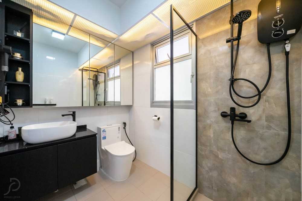 Contemporary Bathroom with Bathroom Accessories and Showers