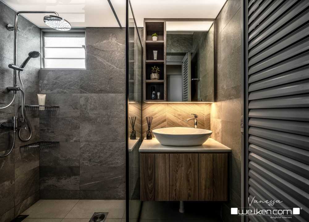 Contemporary Bathroom with Countertop and Bathroom Sinks