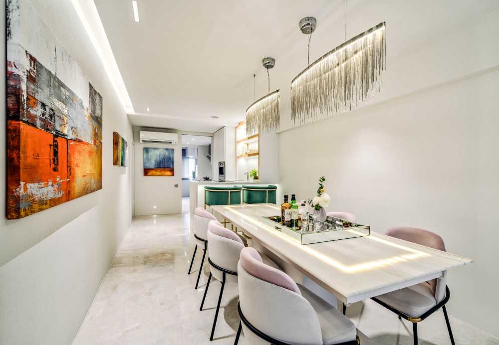 Modern Dining Room with Drop Light and Dining Table