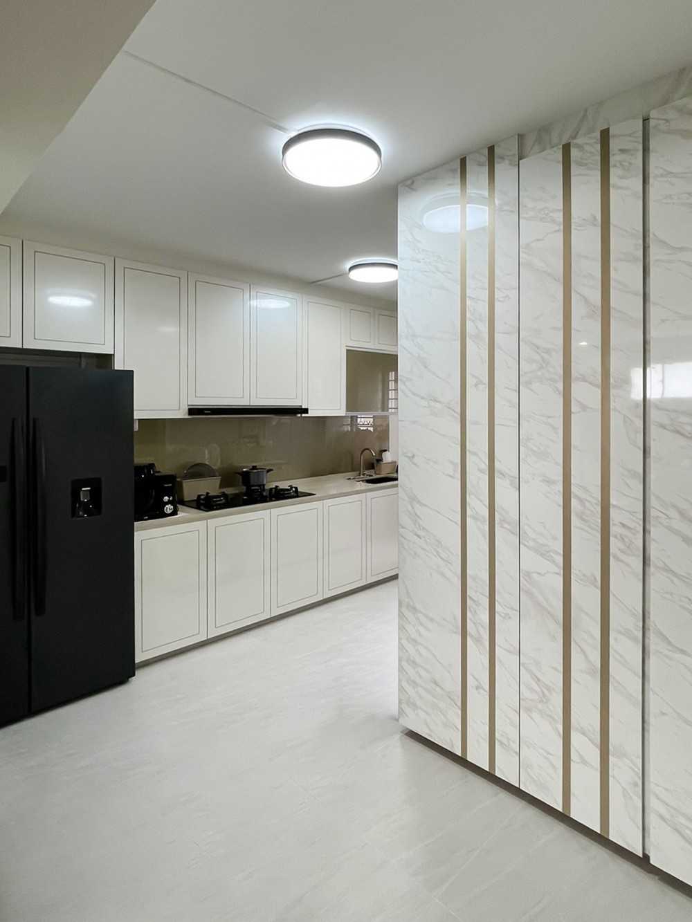 Scandinavian Kitchen with Kitchen Accessories and Storage Cabinets