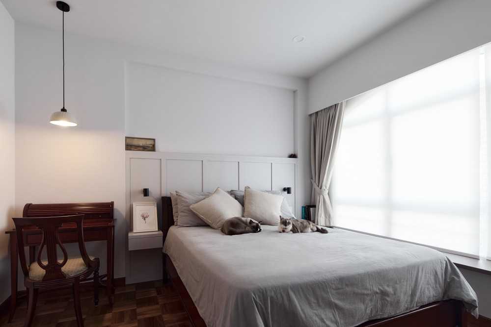 Contemporary Bedroom with Parquet Floor and Drop Light