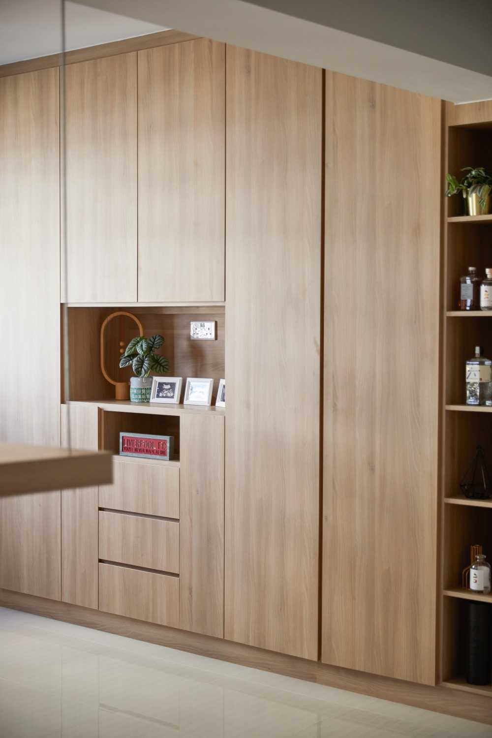 Contemporary Kitchen with Bookshelf and Cupboard