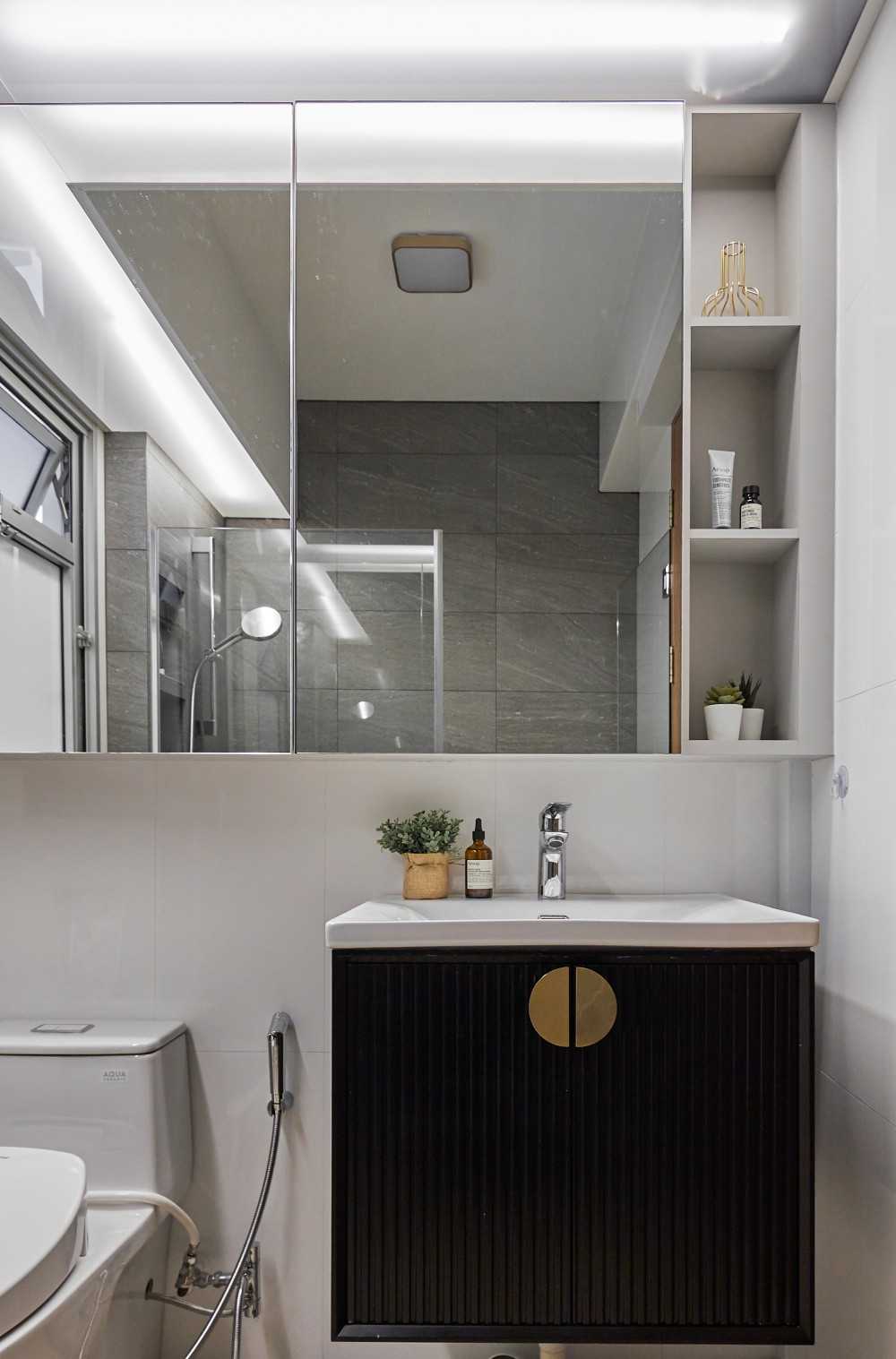 Contemporary Bathroom with Mirror and Bathroom Mirrors