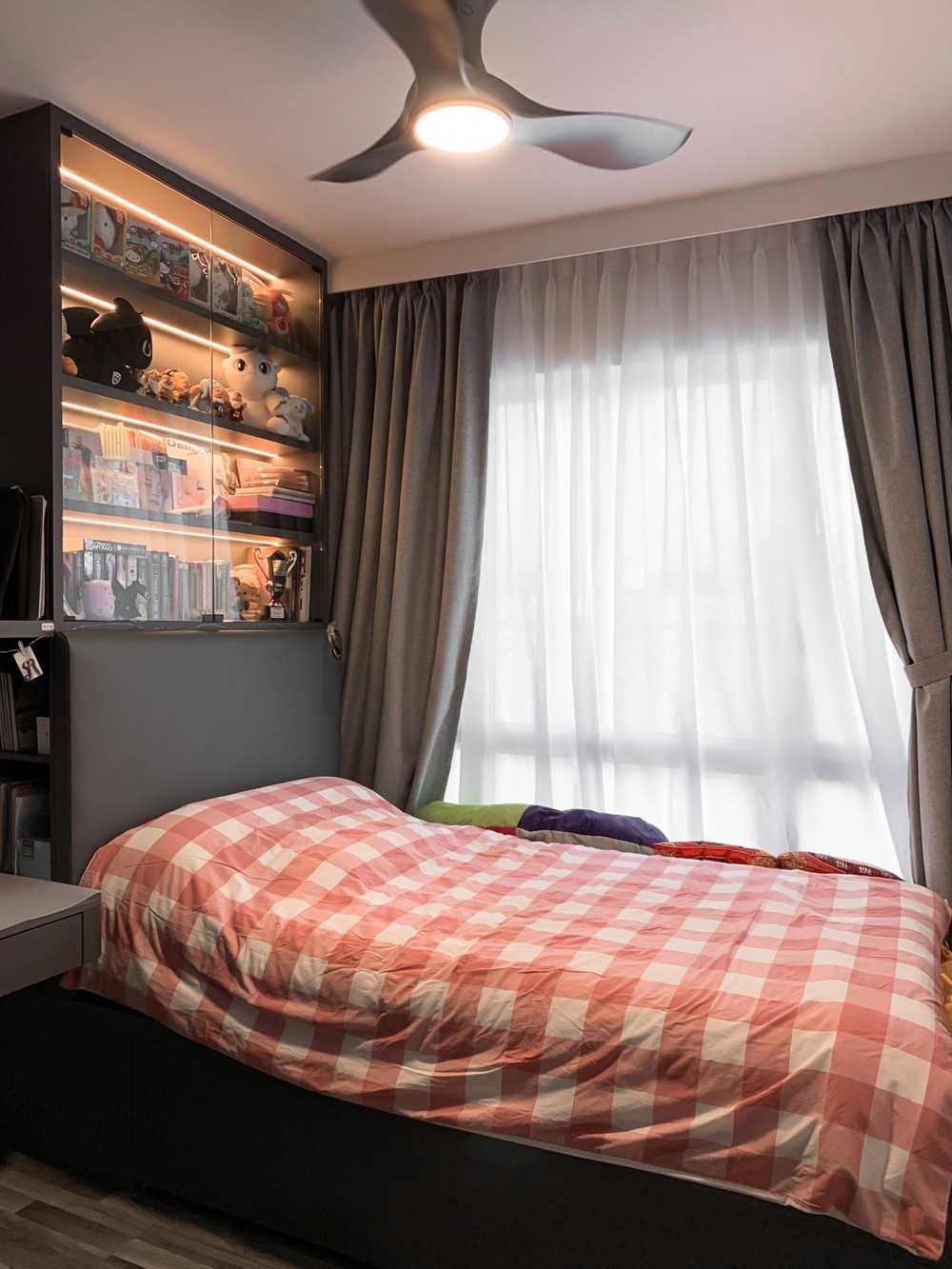 Scandinavian Bedroom with Window Grille and Bedside Table
