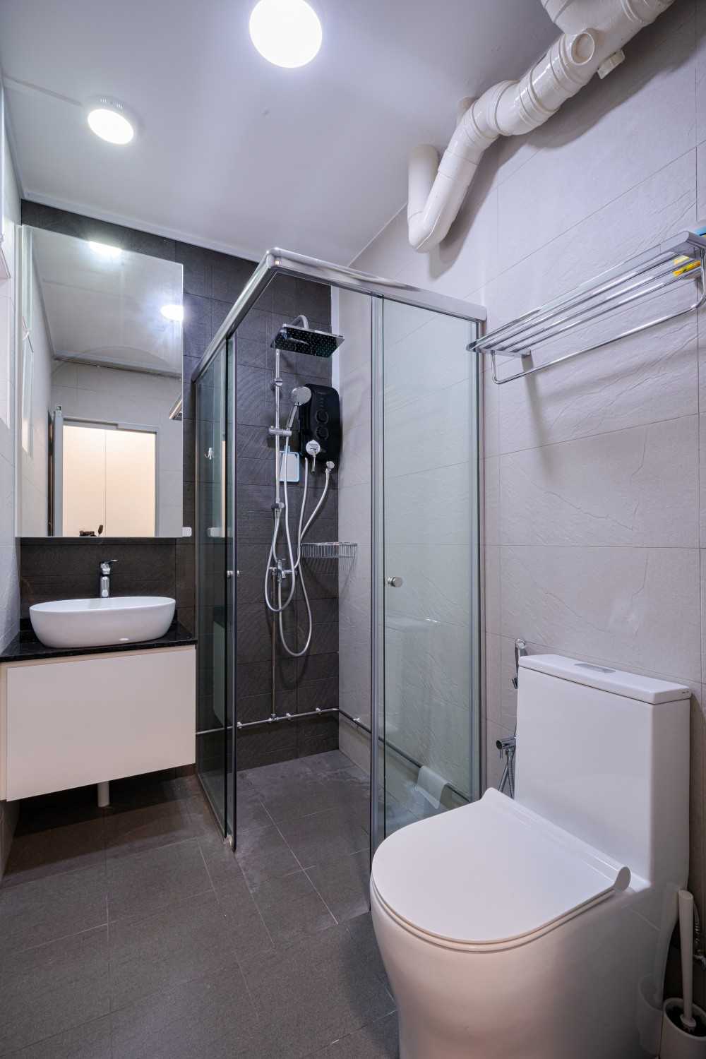 Minimalist Bedroom with Mirror and Shower Screen