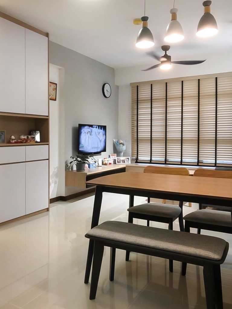 Scandinavian Foyer with TV Console and Window Grille