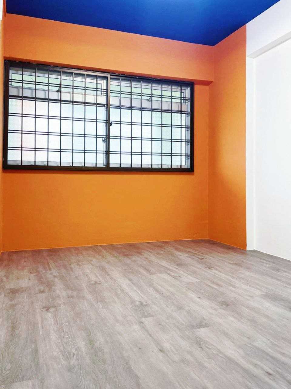 Modern Bedroom with Vinyl Flooring and Flooring