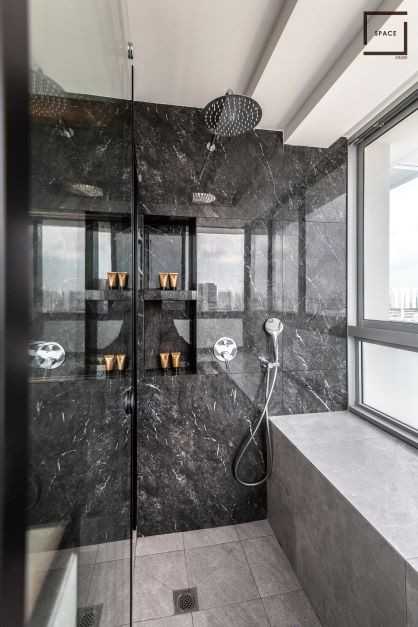 Contemporary Bathroom with Shower Screen and Showers