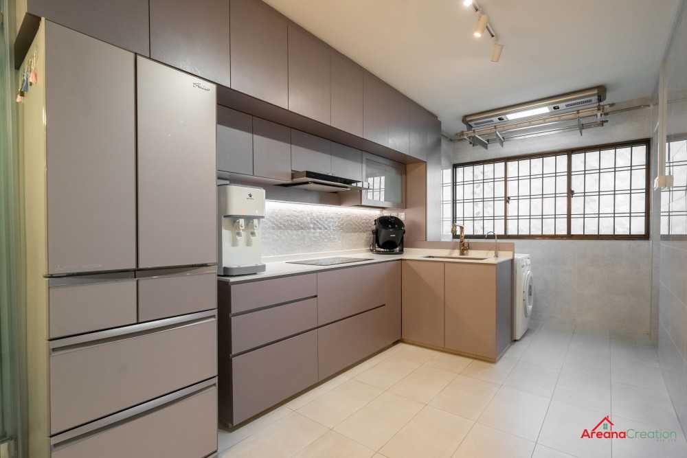 Contemporary Kitchen with Kitchen Window and Kitchen Island