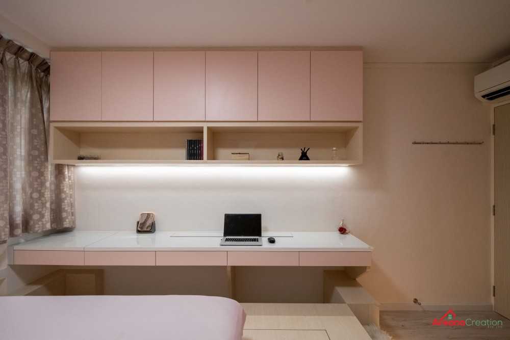 Contemporary Bedroom with Wardrobe and Sliding Wardrobe