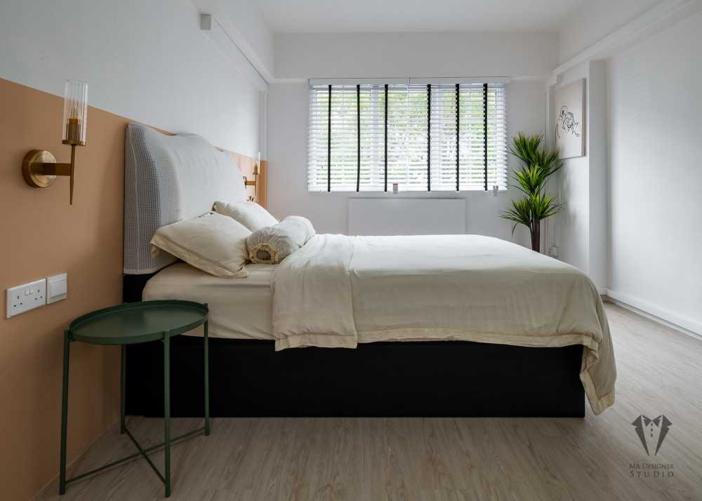 Country Bedroom with Platform Bed and Vinyl Flooring