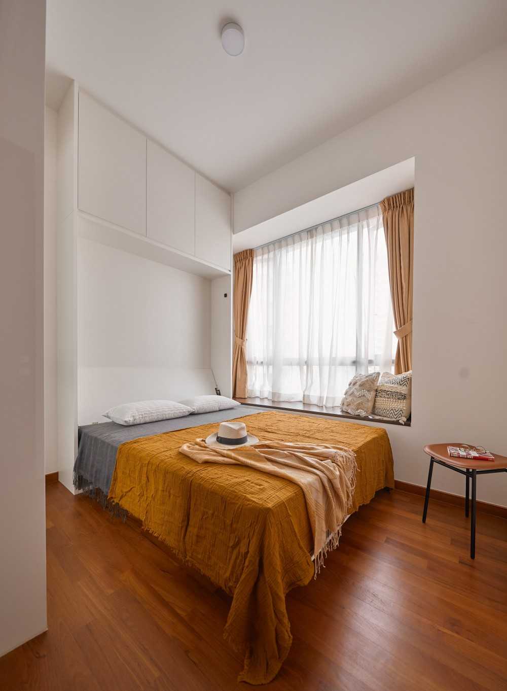 Contemporary Bedroom with Settee and Sofa