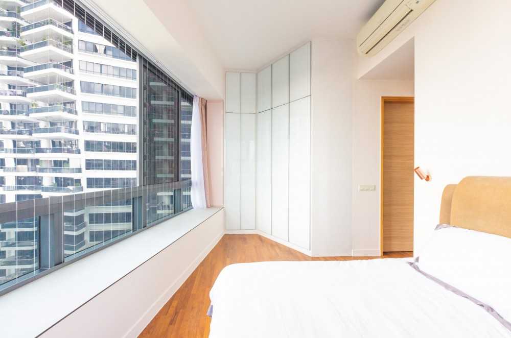 Contemporary Bedroom with Bay Window and Wardrobe