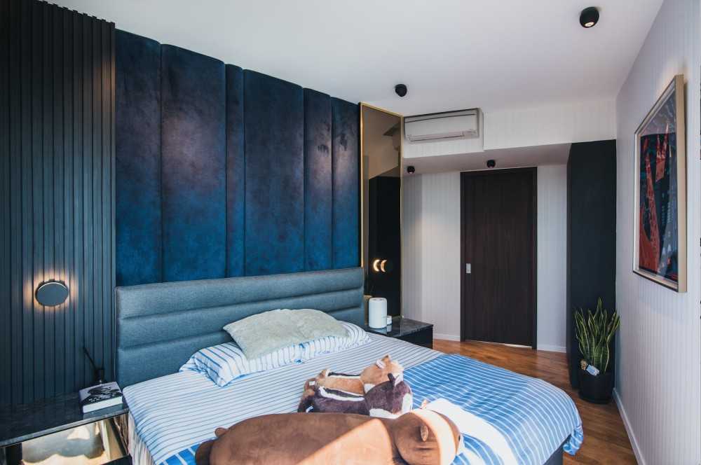 Eclectic Bedroom with Mirror and Built-in Bed