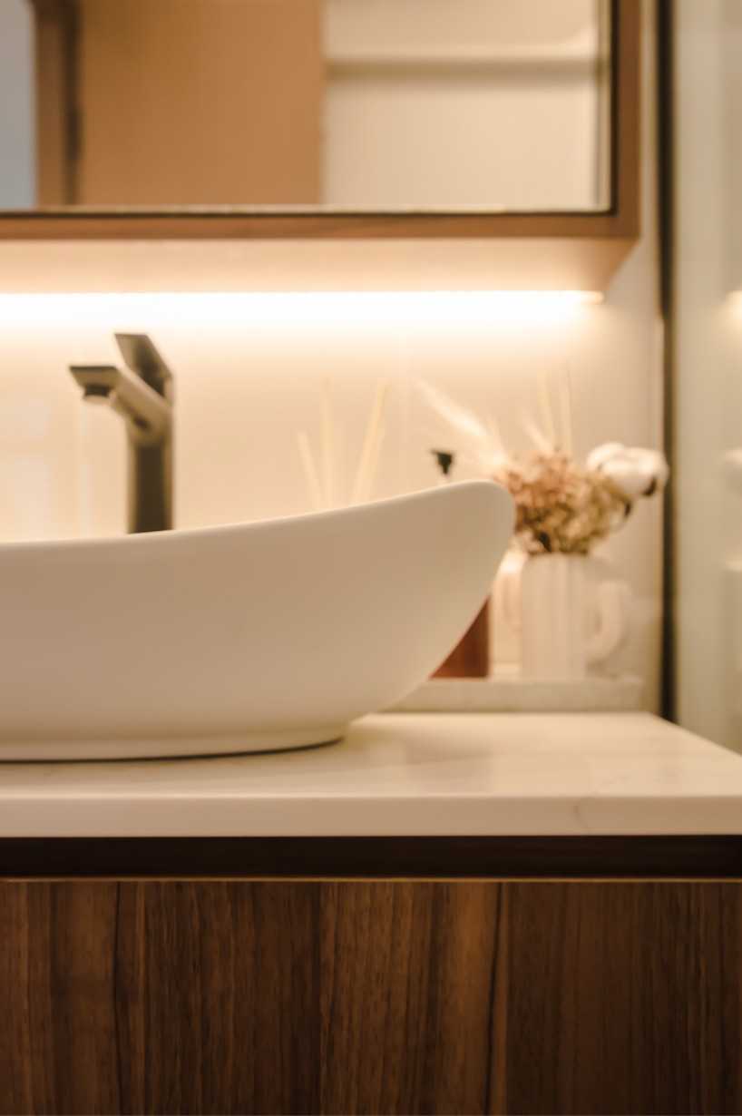 Contemporary Bathroom with Countertop and Mirror