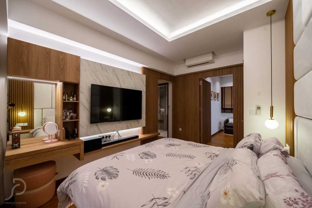Contemporary Bedroom with Cove Lighting and Queen Bed