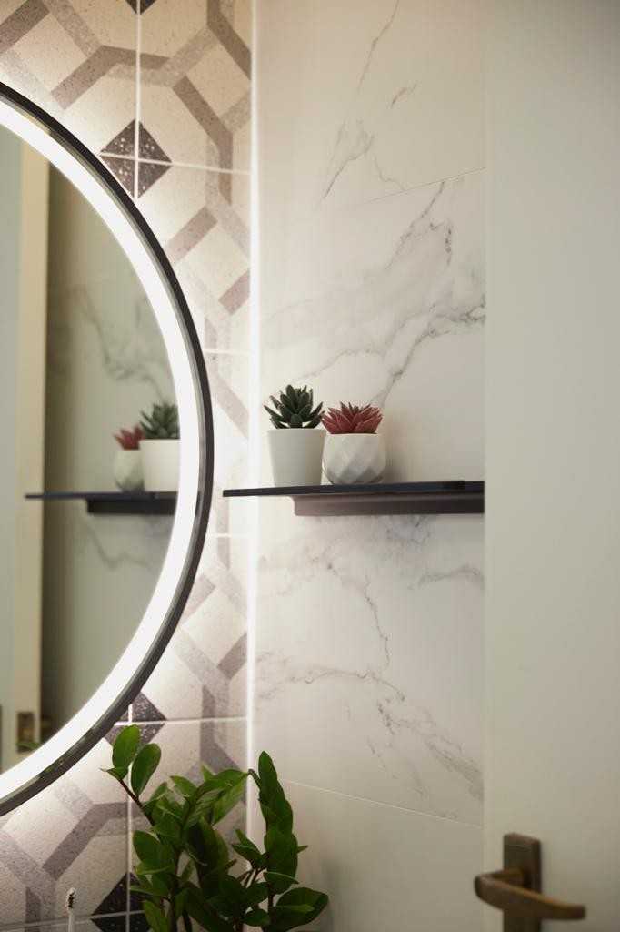 Scandinavian Bathroom with Homogeneous Tiles and Mirror