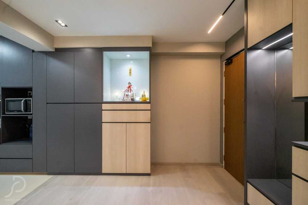 Contemporary Entryway with Mirror and Seating Bench
