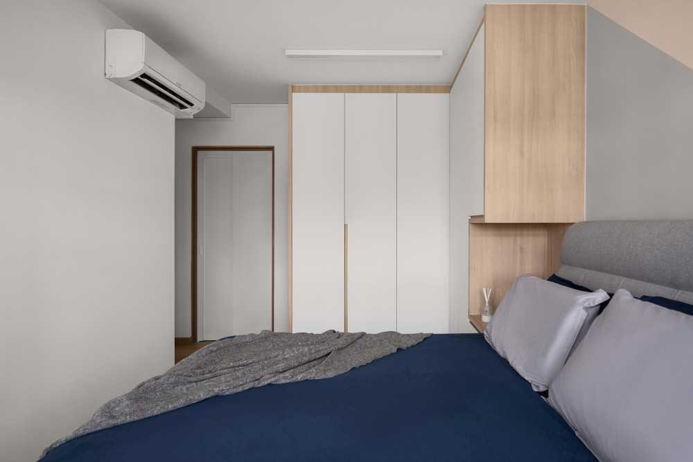 Scandinavian Bedroom with Platform Bed and Vinyl Flooring