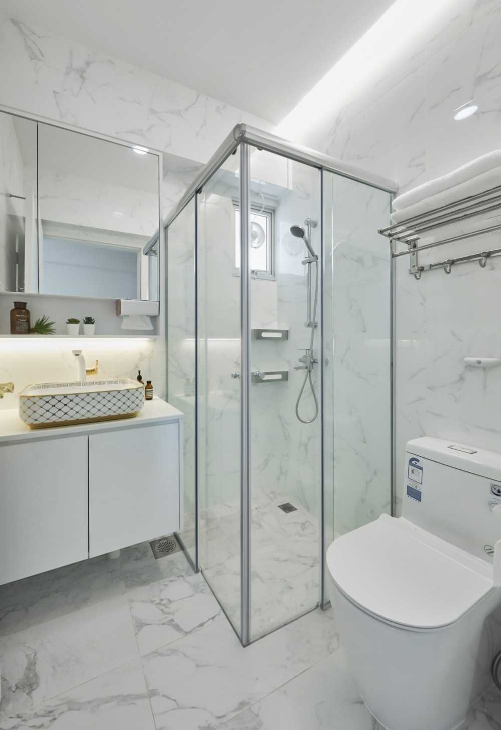 Modern Bathroom at Melody Spring Yishun by Sky Creation Hometrust