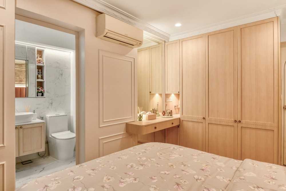 Contemporary Bedroom with Children's Beds and Single Bed