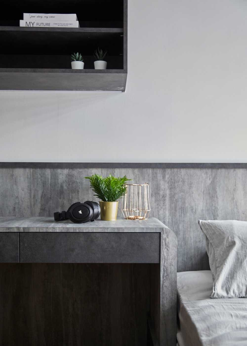 Contemporary Bedroom with Bookshelf and Platform Bed