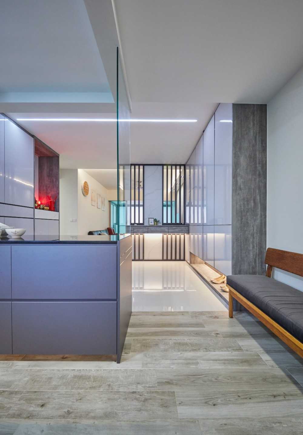 Contemporary Kitchen with Wood Flooring and Seating Bench