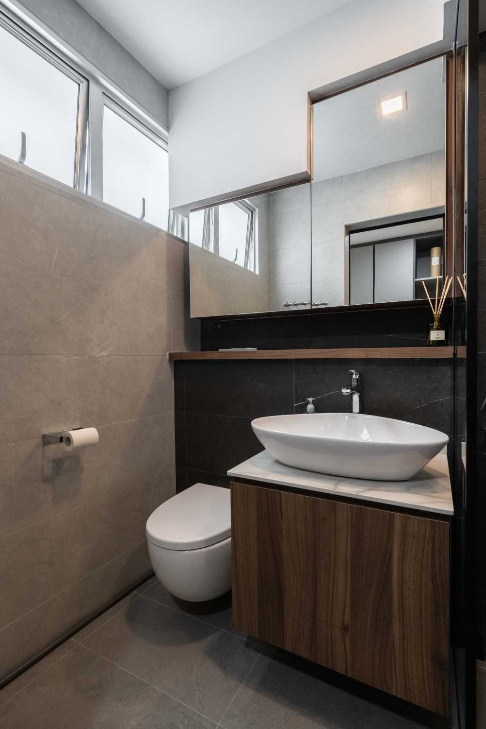 Contemporary Bathroom with Wood Flooring and Mirror