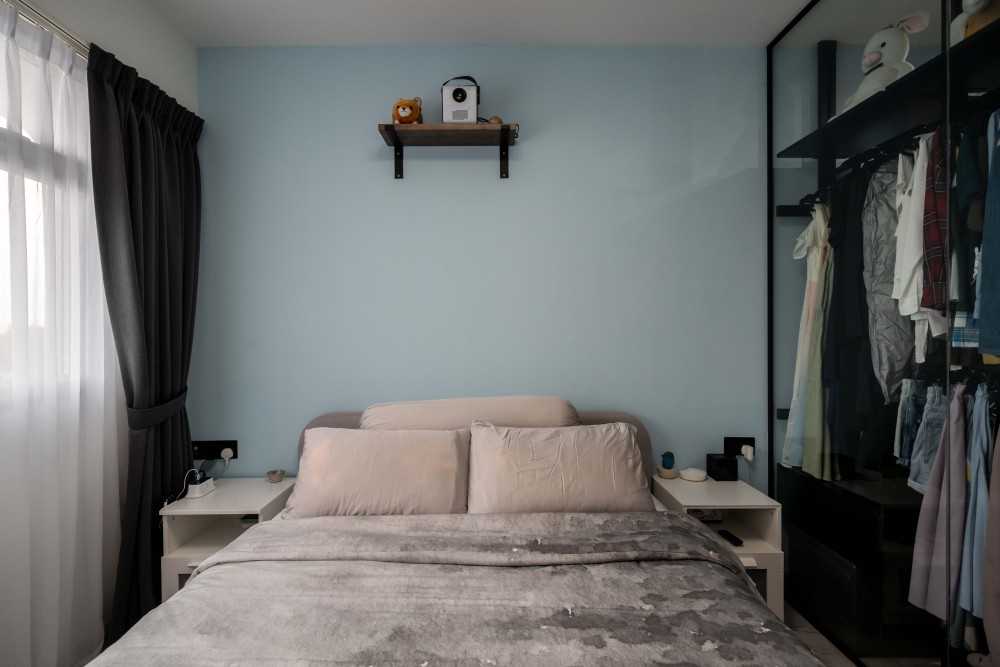 Modern Bedroom with Vinyl Flooring and Ceiling Light