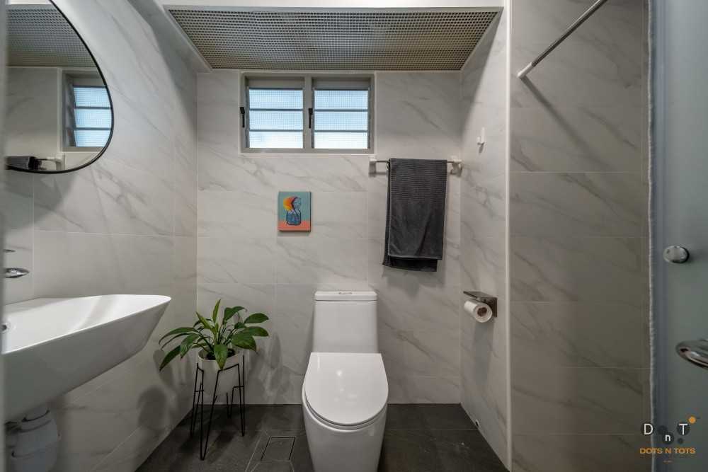 Modern Bathroom with Bathroom Storage and Bathroom Sinks