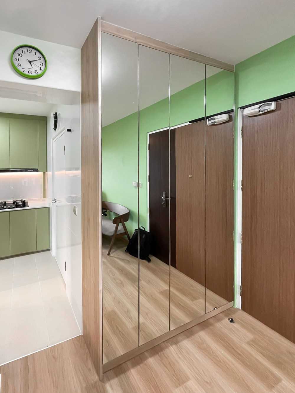 Scandinavian Dining Room with Mirror and Storage Cabinets