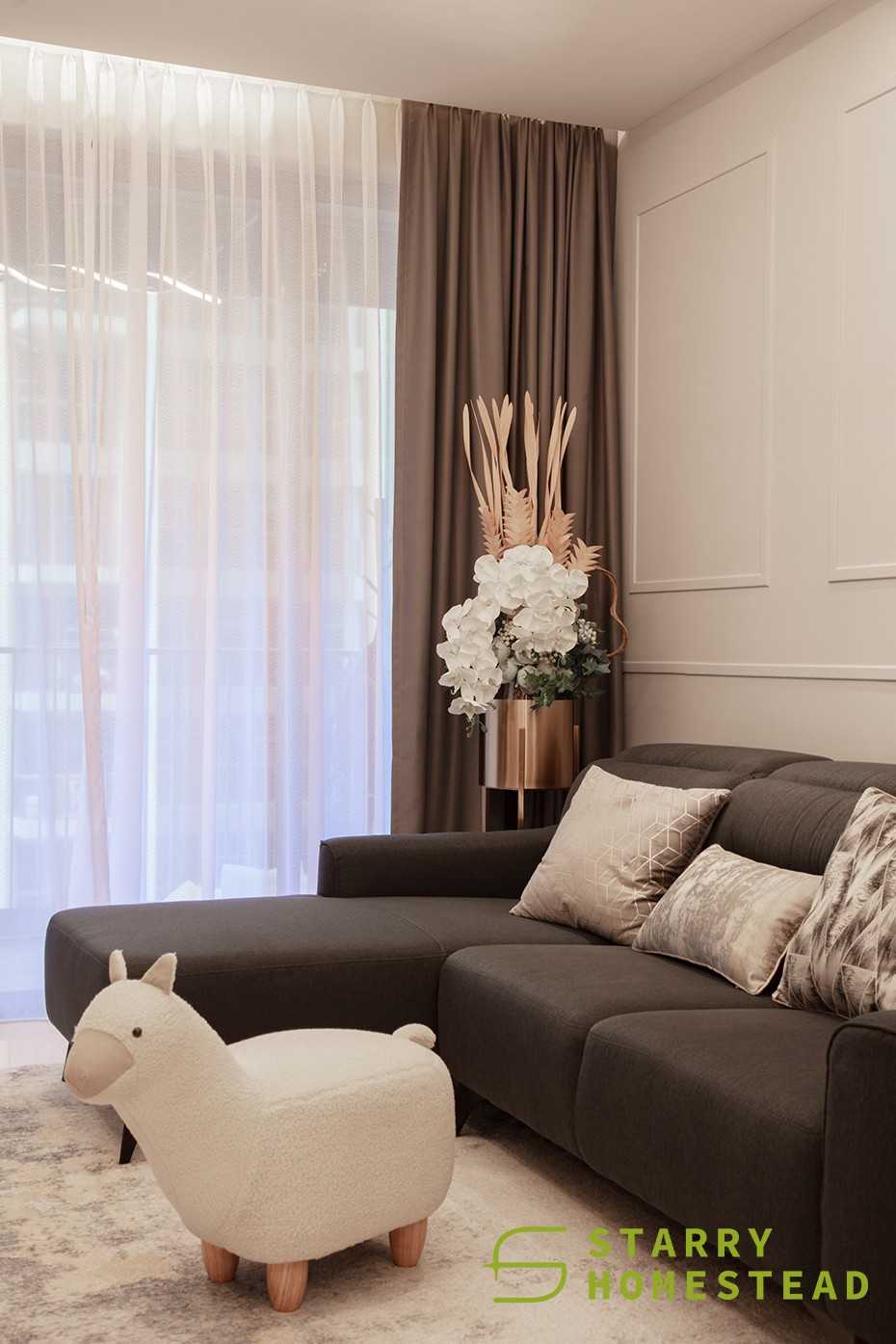 Modern Living Room with Curtain and Sofa