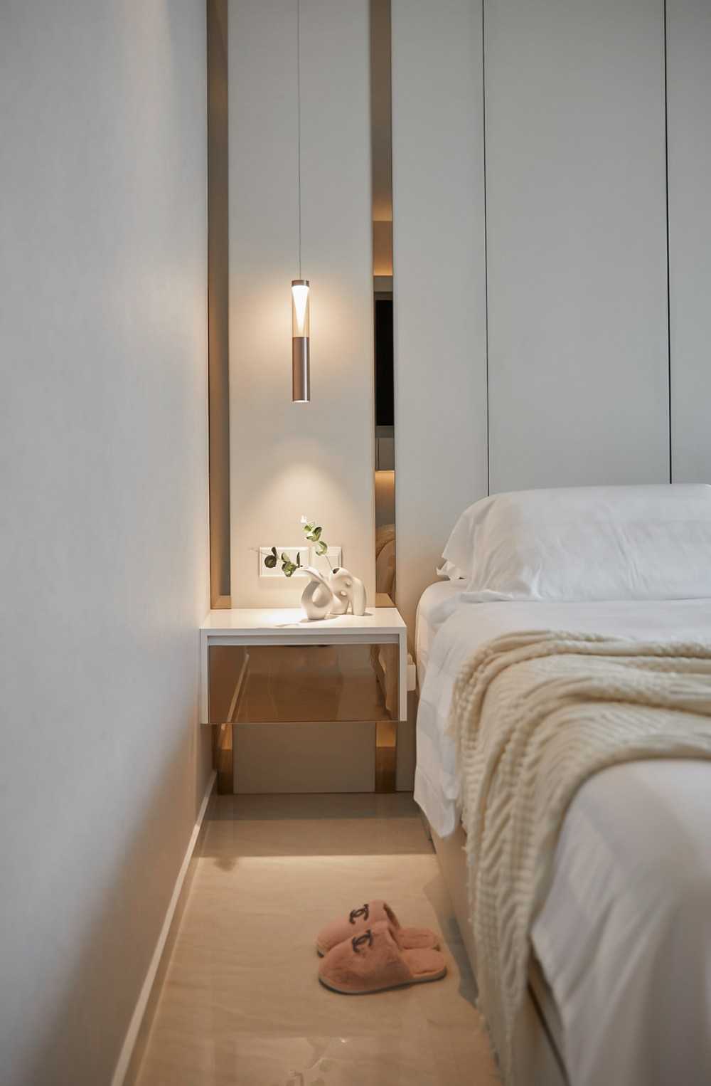Modern Bedroom with Feature Wall and Bedside Table