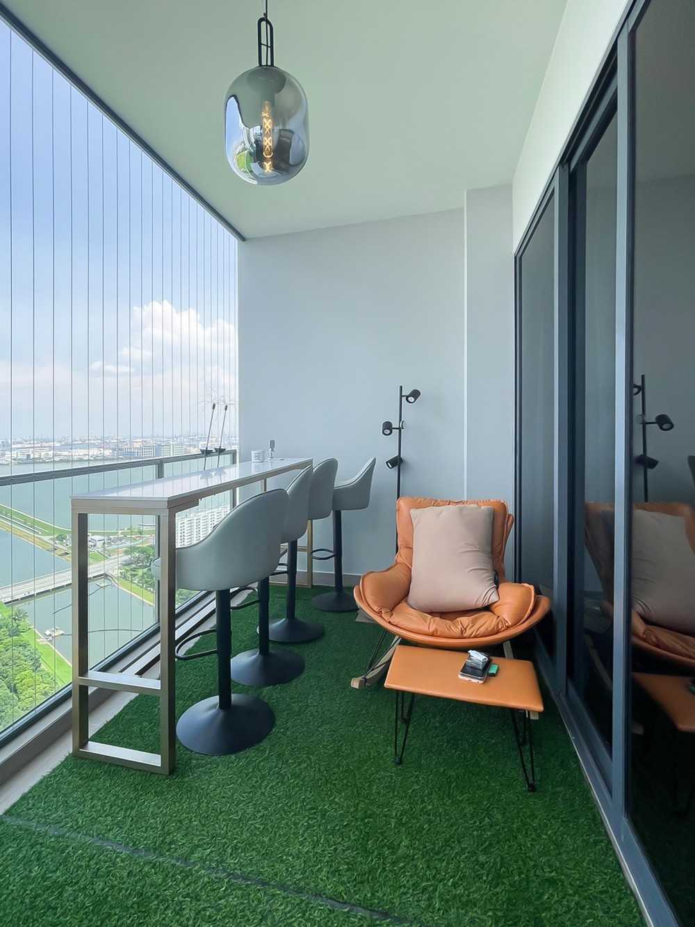 Scandinavian Balcony with Carpet and Window Grille