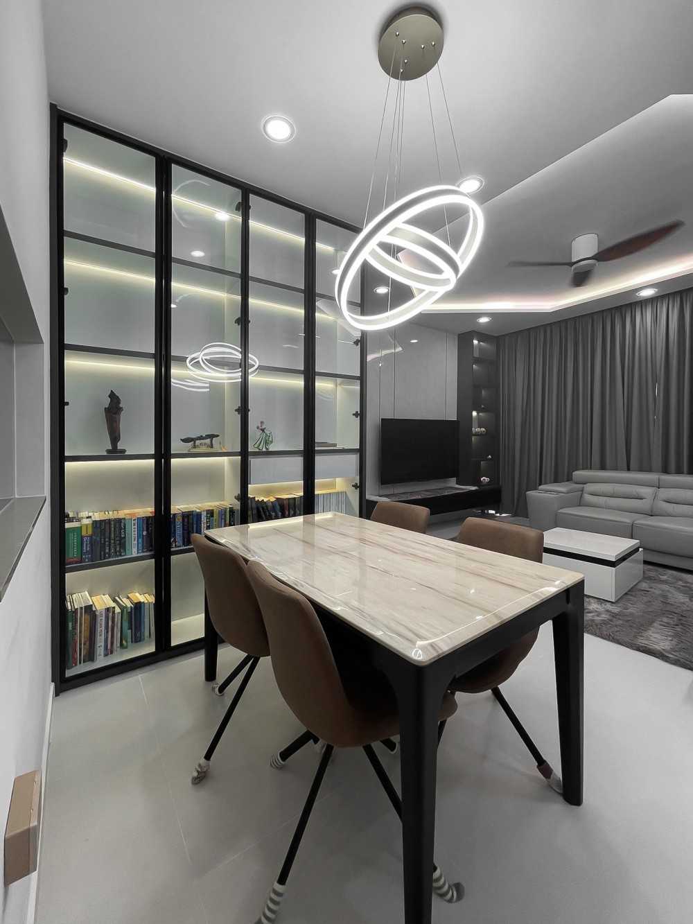 Scandinavian Dining Room with Bookshelf and Dining Table