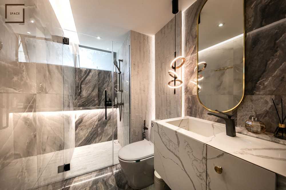 Modern Bathroom with Mirror and Bathroom Mirrors