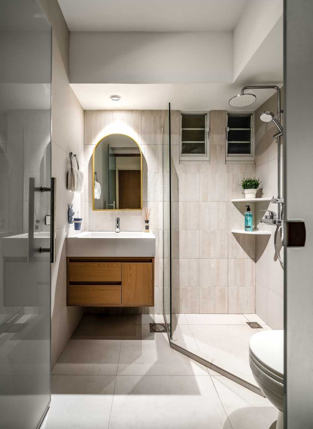 Scandinavian Bathroom with Mirror and Shower Screen