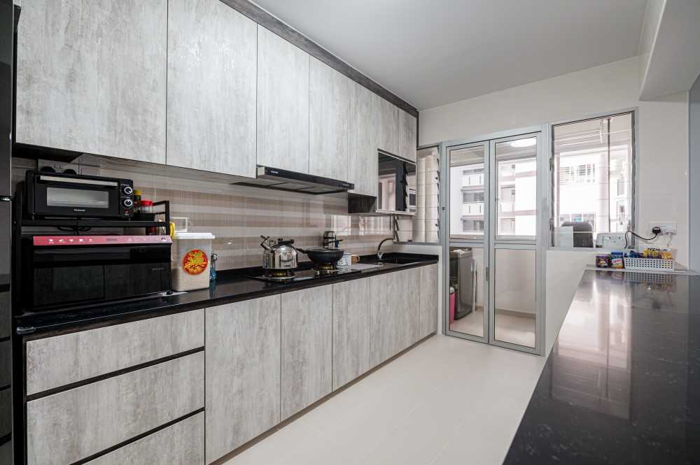 Industrial Kitchen with Countertop and Kitchen Island