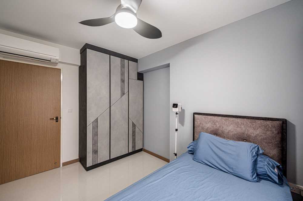 Industrial Bedroom with Homogeneous Tiles and Wardrobe