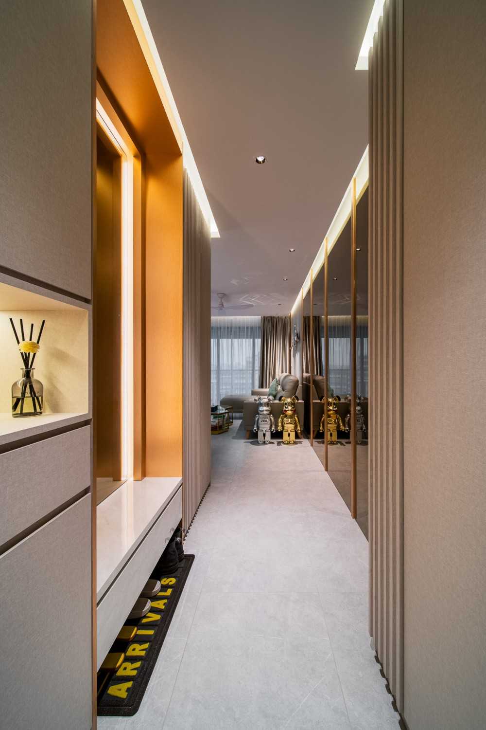 Contemporary Entryway with Mirror and Seating Bench